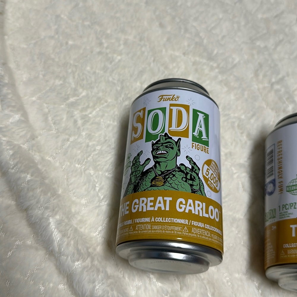 Funko Soda The Great Garlow set of two 1/4,200 opened common